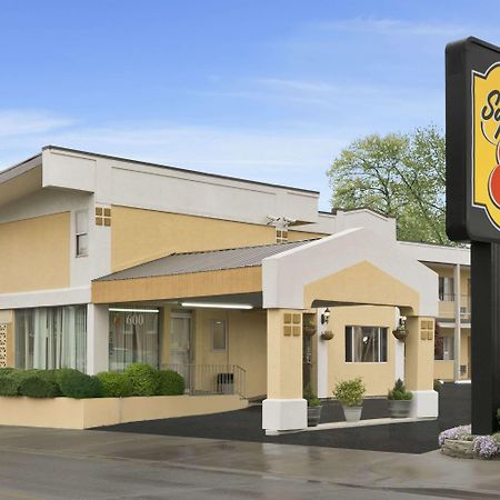 Super 8 By Wyndham Belleville St. Louis Area Экстерьер фото