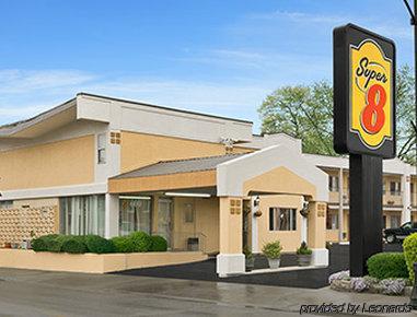 Super 8 By Wyndham Belleville St. Louis Area Экстерьер фото